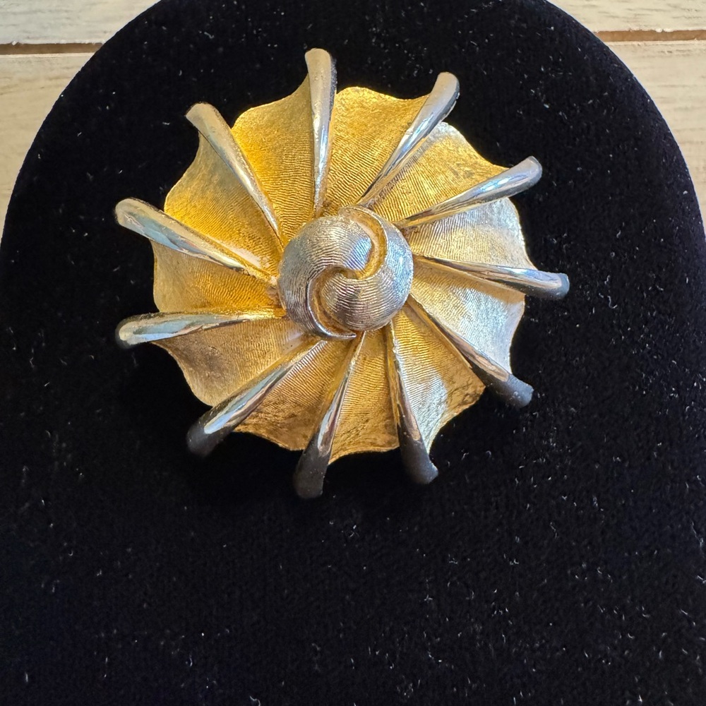 Vintage signed BSK two tone spiral mollusk style brooch